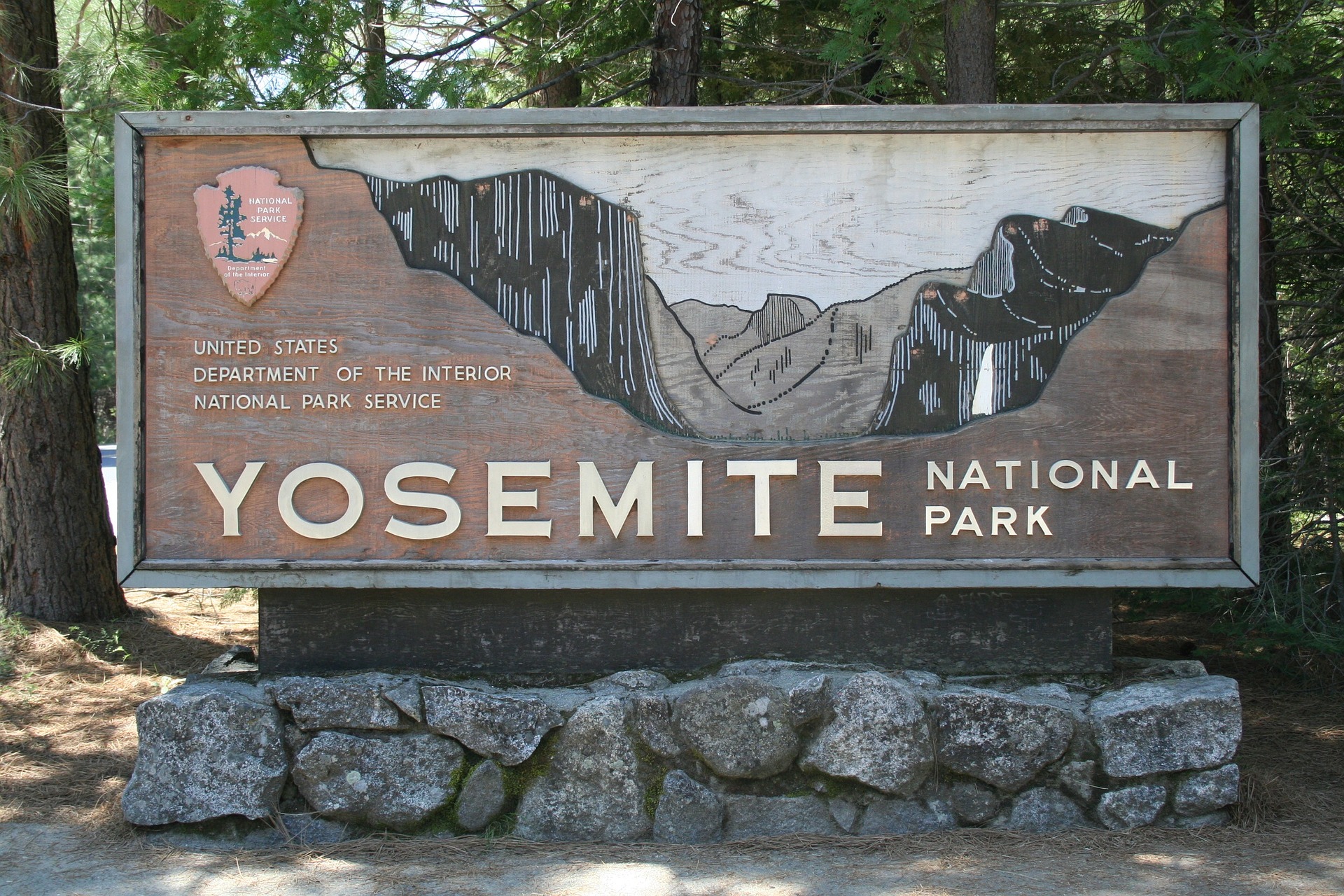 yosemite sign